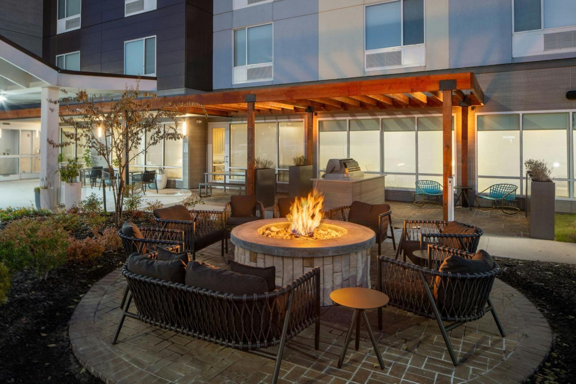 Towneplace Suites By Marriott Memphis Cordova Eksteriør bilde